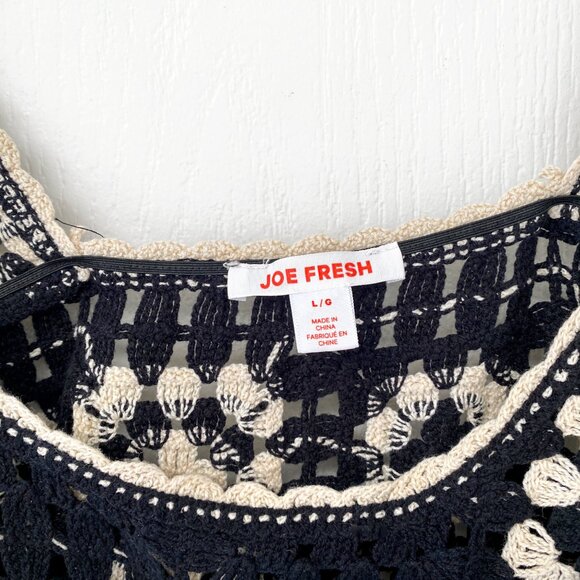 Joe Fresh black and White Crochet Crop Top - Picture 3 of 4